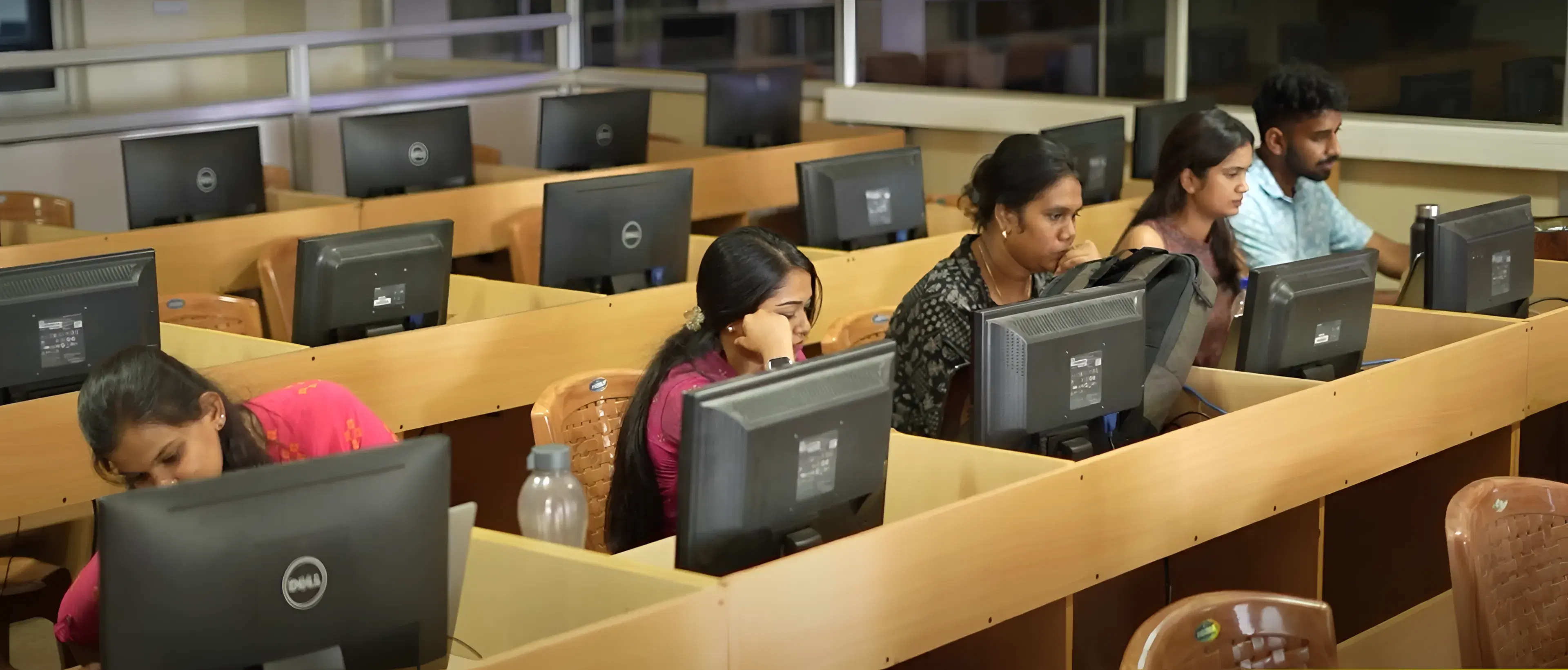 Sardar Vallabhbhai Patel International School of Textile & Management Coimbatore Academic Infrastructure photo 7